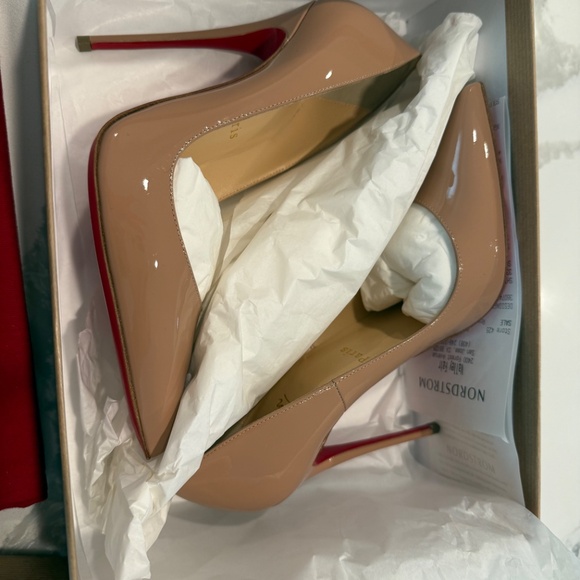 Christian Louboutin So Kate Heels — Size 7 (Never Worn) - Picture 3 of 5